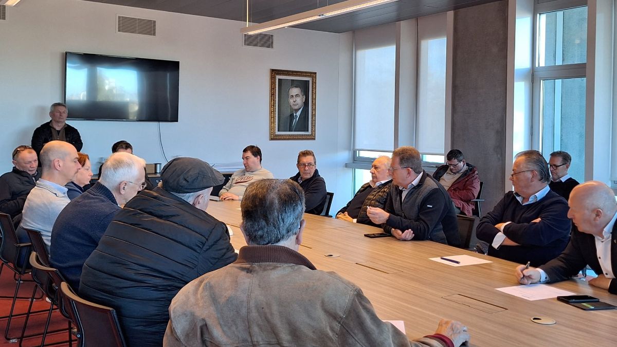 (+) De bomen groeien niet tot in de hemel