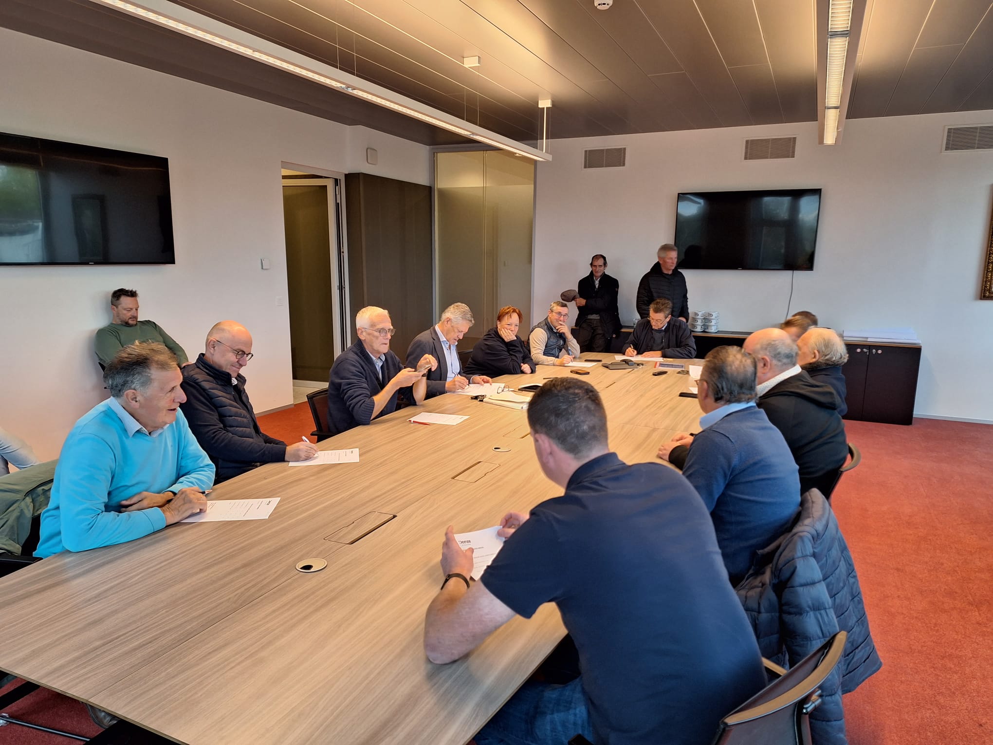 (+) Deinzenotering stabiliseert na bewogen rit