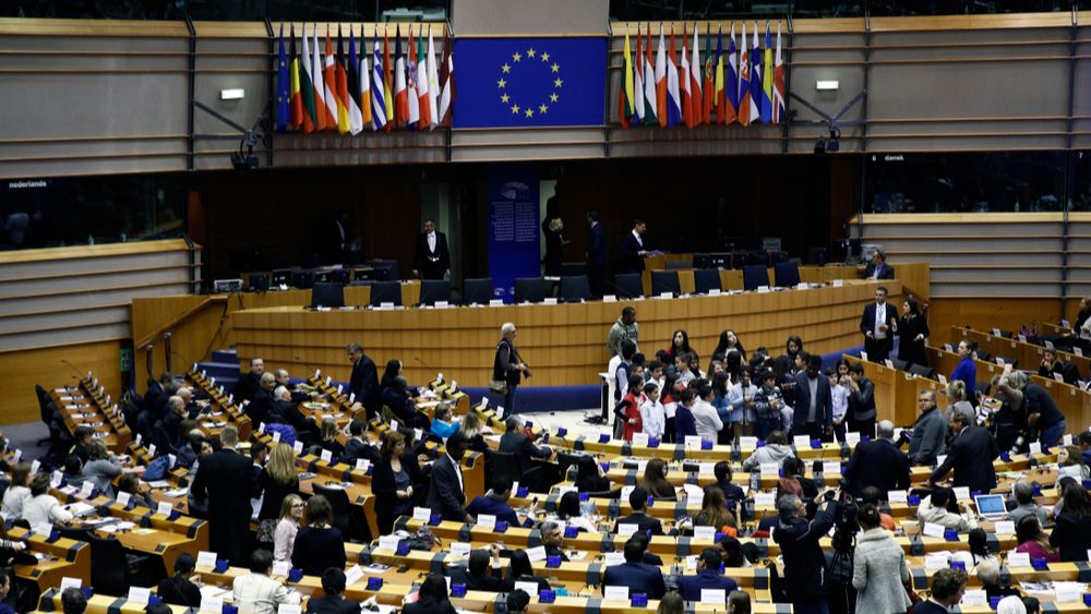 (+) Nederlandse Europarlementariër slaat alarm over oneerlijke concurrentie van Oekraïense kooi-eieren 