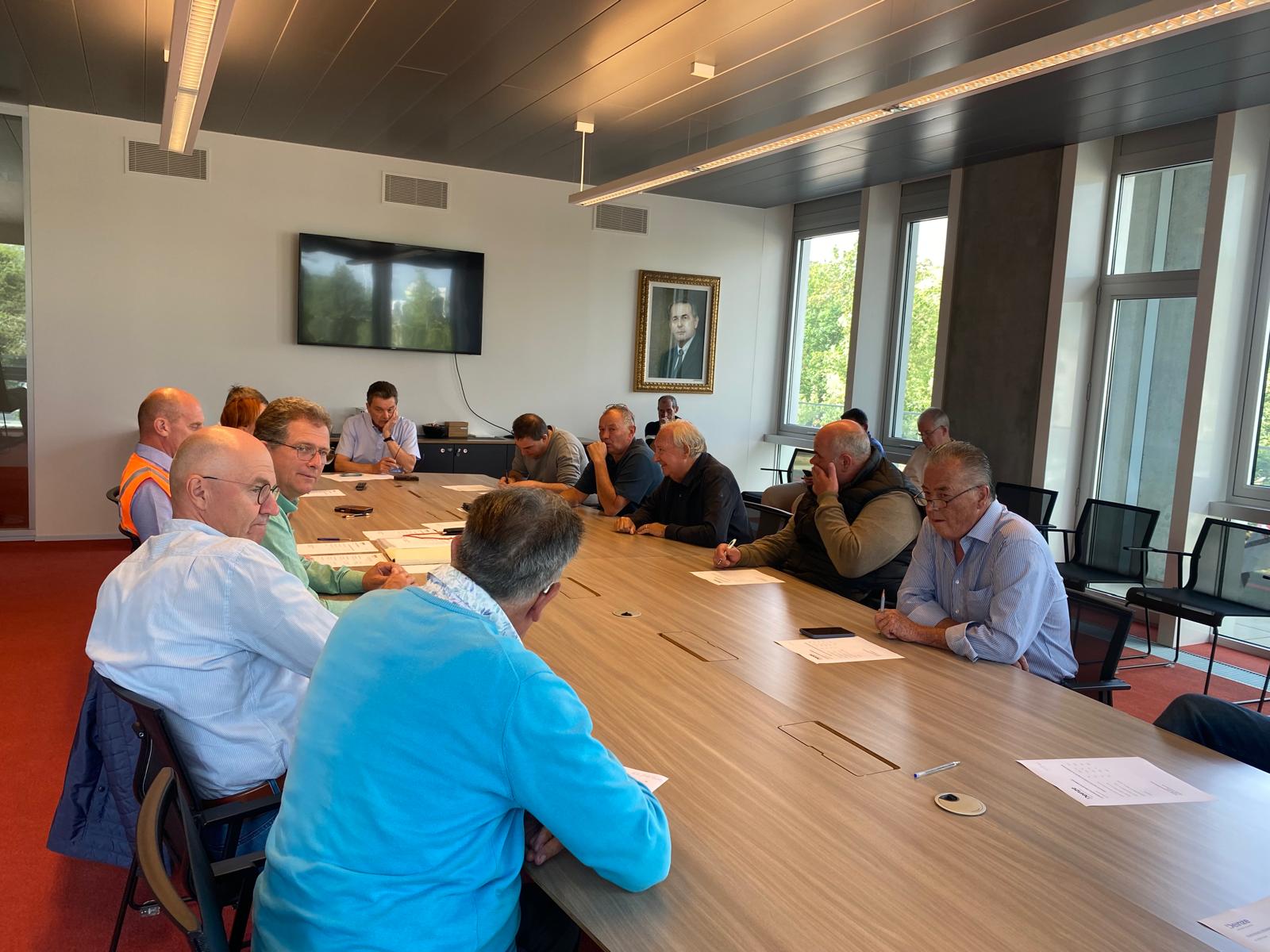 (+) Producenten halen halve slag thuis na moeizame prijzencommissie 