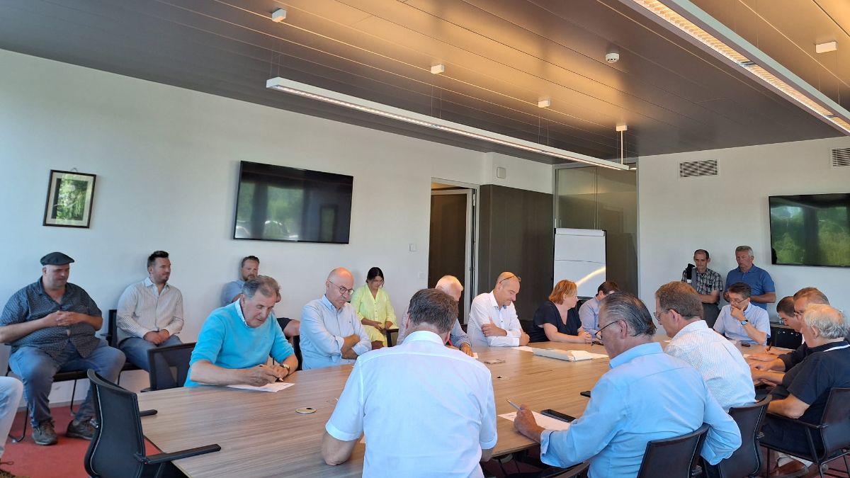 (+) Producenten vragen hogere notering, slachterijen houden vast aan status quo