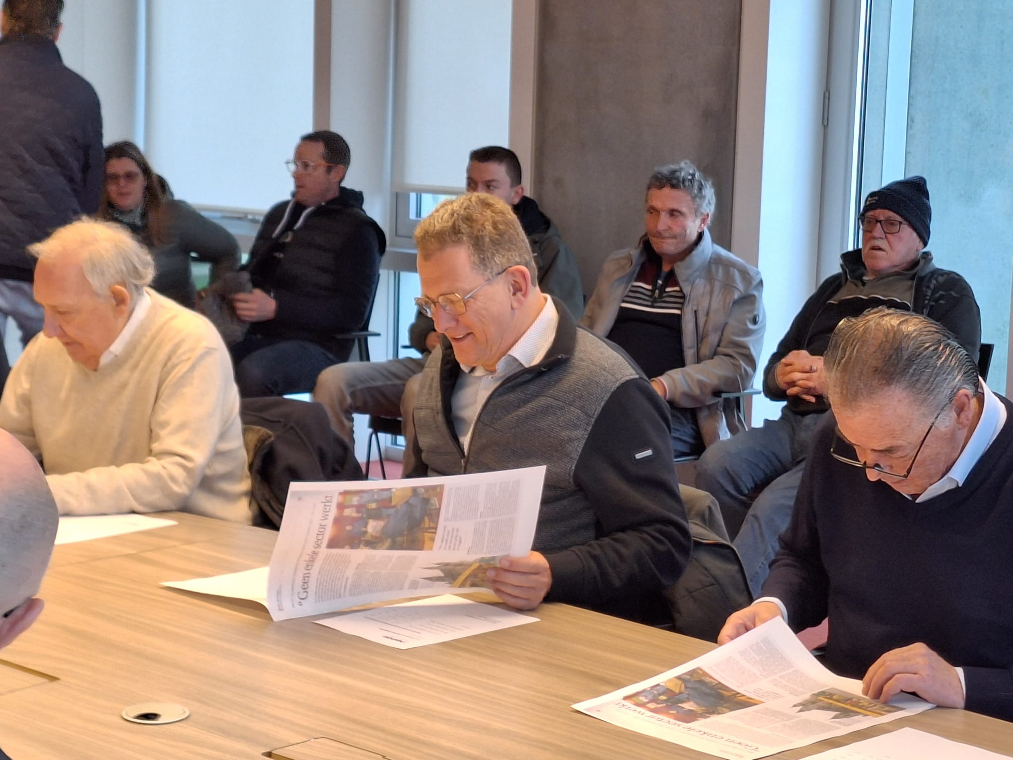 (+) Ramadan en een beperkter aanbod doen Deinzenotering hoger eindigen