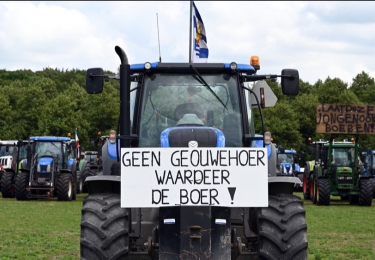 FDF blaast internationale betoging in Brussel af - Actie Landsbond Pluimvee blijft doorgaan
